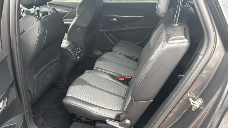 Peugeot 5008 1.5 BlueHDi Allure 5dr Diesel Estate